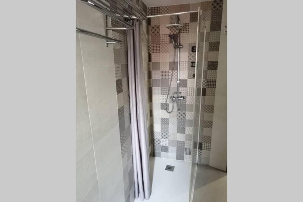Luminoso Loft Apartment Monforte De Lemos Ngoại thất bức ảnh